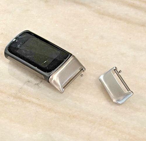 Silver connectors for fitbit - silver,